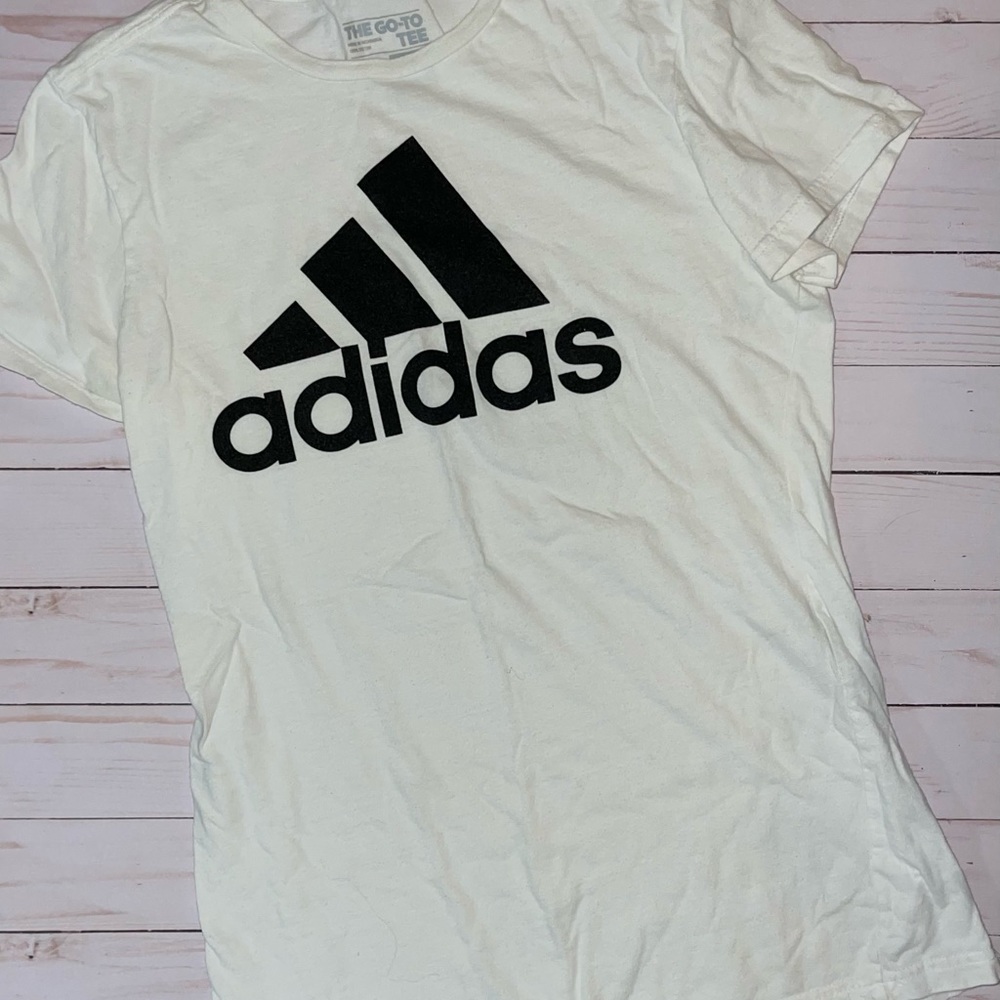 Adidas T-shirt